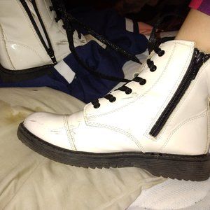 Dress boots